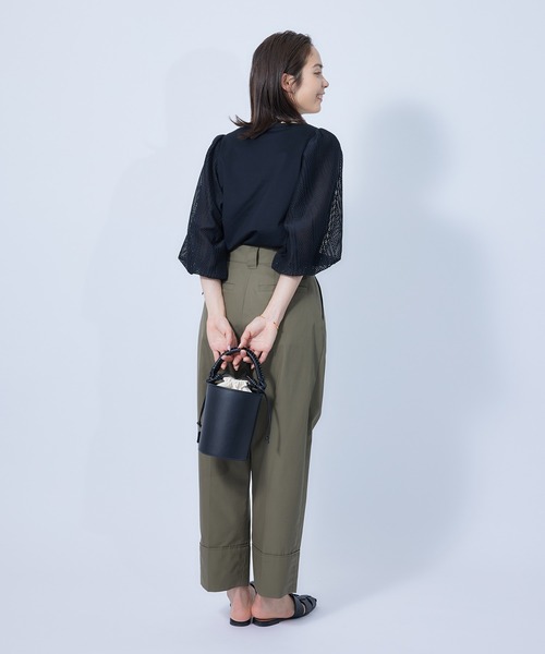 ROPE'（ロペ）の「カット×ラッセルレース  袖バルーンスリーブブラウス（Tシャツ/カットソー・レディース・ホワイト/ブラック/ダークブラウン・38）」の20枚目の写真