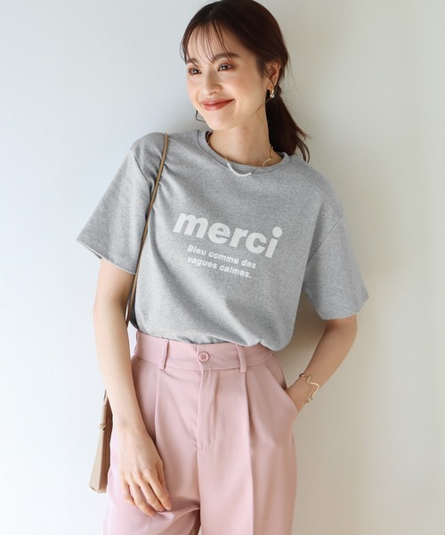 BLUEEAST（ブルーイースト）の「merciロゴTシャツ（Tシャツ/カットソー・レディース・ブラック/グレー/オフホワイト・MEDIUM）」の3枚目の写真