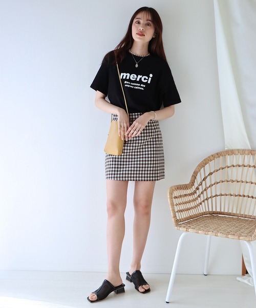 BLUEEAST（ブルーイースト）の「merciロゴTシャツ（Tシャツ/カットソー・レディース・ブラック/グレー/オフホワイト・MEDIUM）」の15枚目の写真