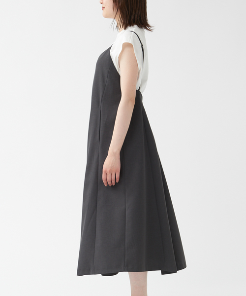 qualite（カリテ）の「ギャバストレッチフォルムキャミワンピース（ワンピース・レディース・ライム/チャコールグレー・38/36）」の9枚目の写真