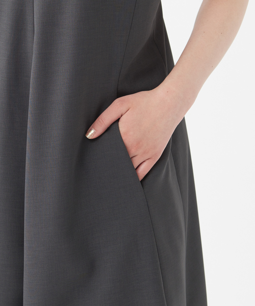 qualite（カリテ）の「ギャバストレッチフォルムキャミワンピース（ワンピース・レディース・ライム/チャコールグレー・38/36）」の14枚目の写真