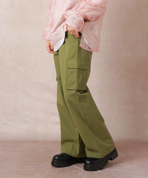 Lull(ルル)の「【Lull / ルル】ストレートカーゴパンツ(カーゴパンツ・レディース・ブラック/ホワイト/カーキ・ONESIZE)」の3枚目の写真