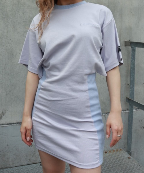 FIG&VIPER（フィグアンドバイパー）の「バックカットボディコンOP（ワンピース・レディース・ライトブルー/ブラック/ライトベージュ・FREE）」の18枚目の写真