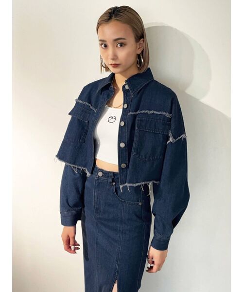 EMODA（エモダ）の「オーバーショートシャツジャケット（デニムジャケット・レディース・ブラック/グレー/インディゴブルー/アイボリー・FREE）」の22枚目の写真