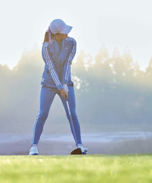 adidas（アディダス）の「スリーストライプス ジョガーパンツ
