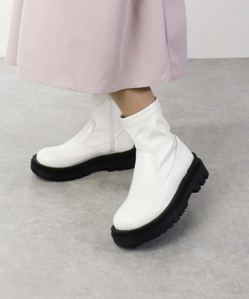 LibertyDoll（リバティードール）の「LIBERTYDOLL / [超軽量]　スクエアトゥトラックソール ストレッチサイドジップブーツ (9087)コンバットブーツ　ストレッチショートブーツ（ブーツ・メンズ・アイボリー/ダークブラウン/ブラック/ホワイト・40/LL/SS/S/M/L/43/41/42/44）」の7枚目の写真