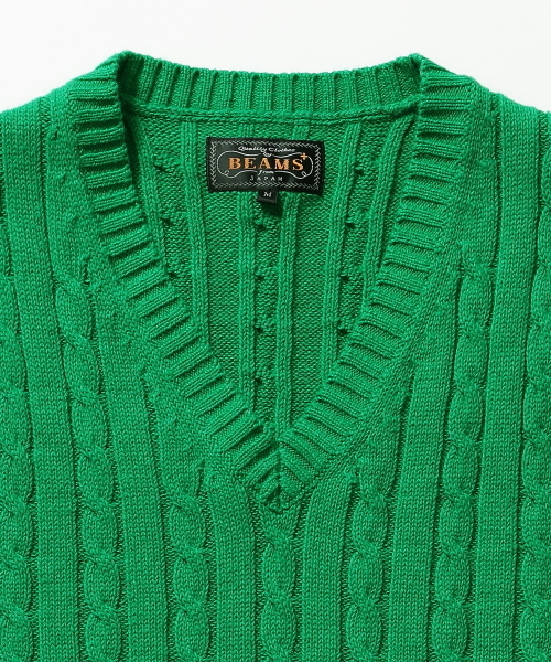 BEAMS PLUS(ビームスプラス)の「BEAMS PLUS / ケーブル ニットベスト(ベスト・メンズ・ホワイト/ケリー/ロイヤルブルー/ネイビー・MEDIUM/SMALL/LARGE)」の6枚目の写真