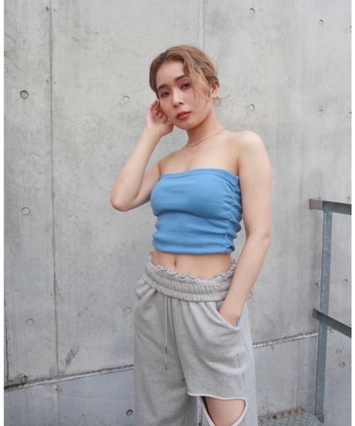 FIG&VIPER（フィグアンドバイパー）の「サイドギャザーベアTOP（チューブトップ・レディース・ブラック/ホワイト/ライトブルー・FREE）」の16枚目の写真