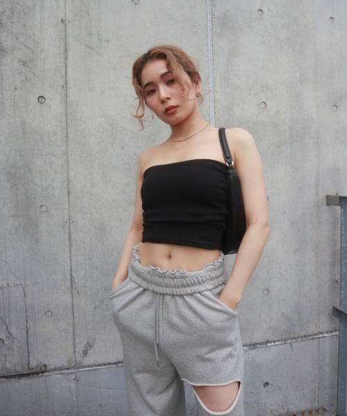 FIG&VIPER（フィグアンドバイパー）の「サイドギャザーベアTOP（チューブトップ・レディース・ブラック/ホワイト/ライトブルー・FREE）」の7枚目の写真