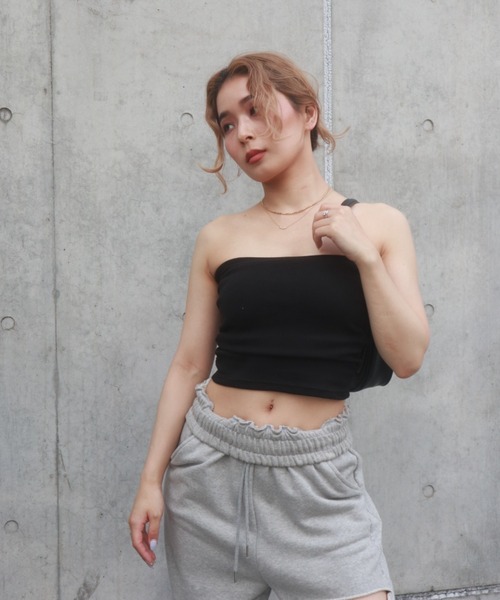 FIG&VIPER（フィグアンドバイパー）の「サイドギャザーベアTOP（チューブトップ・レディース・ブラック/ホワイト/ライトブルー・FREE）」の9枚目の写真