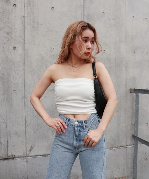 FIG&VIPER（フィグアンドバイパー）の「サイドギャザーベアTOP（チューブトップ・レディース・ブラック/ホワイト/ライトブルー・FREE）」の15枚目の写真