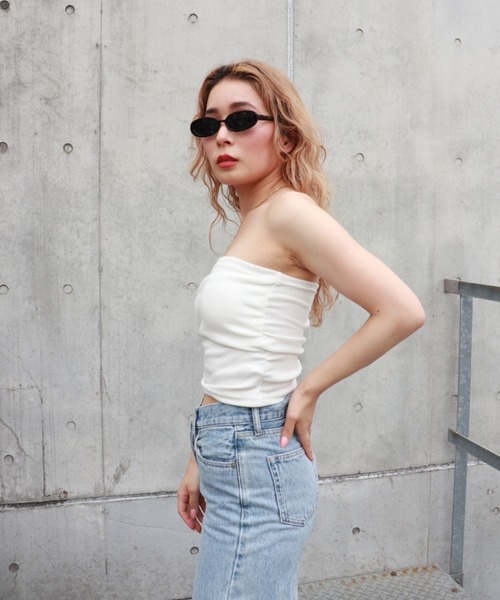 FIG&VIPER（フィグアンドバイパー）の「サイドギャザーベアTOP（チューブトップ・レディース・ブラック/ホワイト/ライトブルー・FREE）」の21枚目の写真