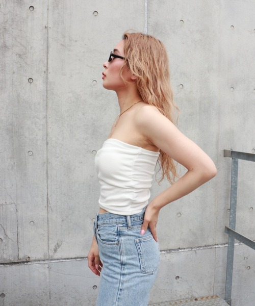 FIG&VIPER（フィグアンドバイパー）の「サイドギャザーベアTOP（チューブトップ・レディース・ブラック/ホワイト/ライトブルー・FREE）」の6枚目の写真