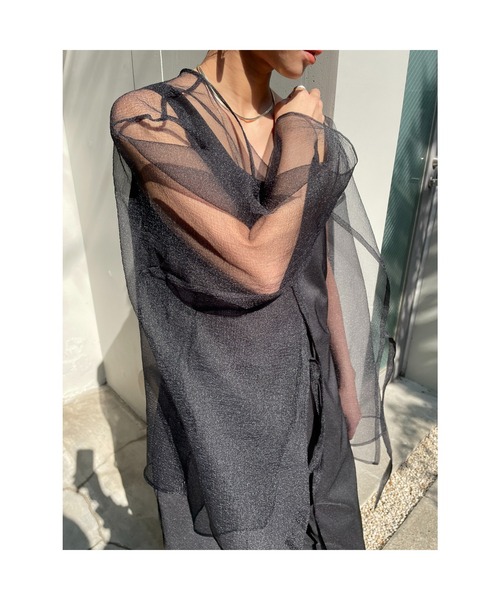 BLACK BY MOUSSY(ブラックバイマウジー)の「2way sheer cardigan(2ウェイシアーカーディガン)(カーディガン/ボレロ・レディース・ブラック/オフホワイト・FREE)」の2枚目の写真