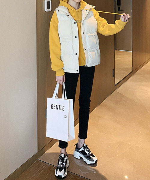 c.u.l(シーユーエル)の「オーバーサイズ ユニセックス ハイネック中綿ダウンベスト culw261(ダウンベスト・レディース・ブラック/アイボリー・M/L/XL)」の7枚目の写真