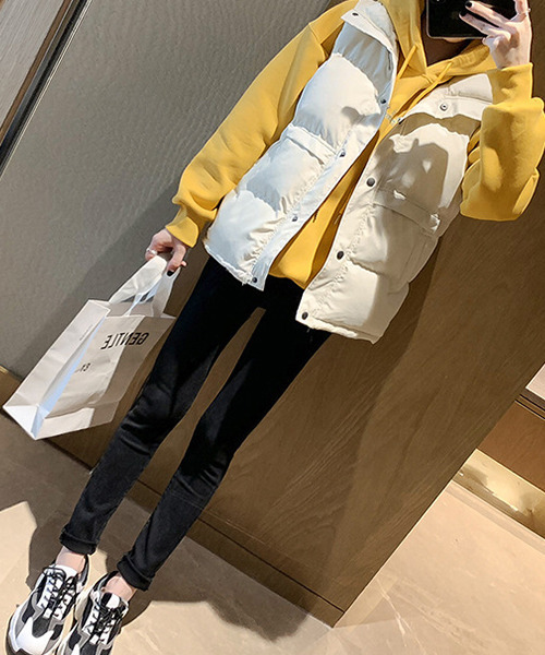 c.u.l(シーユーエル)の「オーバーサイズ ユニセックス ハイネック中綿ダウンベスト culw261(ダウンベスト・レディース・ブラック/アイボリー・M/L/XL)」の8枚目の写真