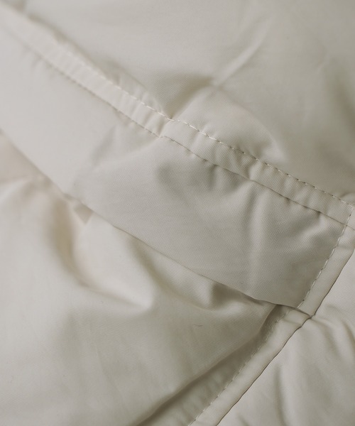 c.u.l(シーユーエル)の「オーバーサイズ ユニセックス ハイネック中綿ダウンベスト culw261(ダウンベスト・レディース・ブラック/アイボリー・M/L/XL)」の5枚目の写真