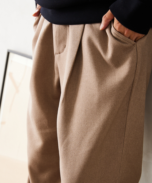 JOURNAL STANDARD relume（ジャーナルスタンダード　レリューム）の「ウーリッシュカルゼ WASHABLE イージーパンツ（スラックス・メンズ・ブラック/ベージュ/ブラウン/キナリ・SMALL/MEDIUM/LARGE）」の9枚目の写真