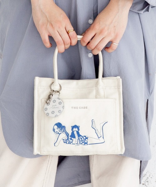 the case（ザケース）の「【Yuka Nishiizumi×THE CASEコラボ】財布、スマホ、ポーチ、ペットボトルがちょうど収まるサイズ DAILY MILLER TOTE mini（トートバッグ・レディース・ブラウン/ブルー・FREE）」の4枚目の写真