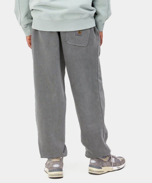 Carhartt（カーハート）の「Carhartt WIP/カーハートダブリューアイピー ピグメントスウェットパンツ VISTA SWEAT PANT I029525（スウェットパンツ・メンズ・ダークグレー/グリーン・L/XXL/XL/M）」の4枚目の写真