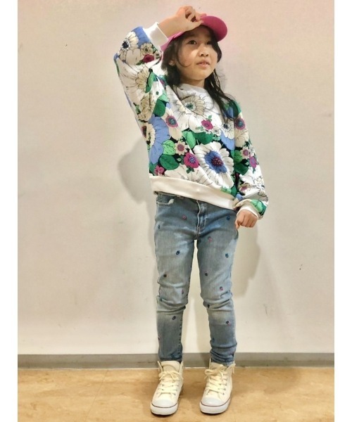 GAP（ギャップ）の「ウォッシュウェル ハイライズ 刺しゅうデニムレギンス (キッズ)（デニムパンツ・キッズ・ライトインディゴブルー・8/10/12/14/16/6）」の4枚目の写真