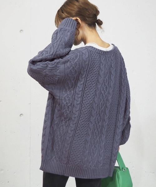 tiptop（ティップトップ）の「ケーブルキーネックBIGニットプルオーバー（ニット/セーター・レディース・ブラック/オフホワイト/ダークグリーン/ブルー/パープル/エンジ/グリーン・FREE）」の19枚目の写真