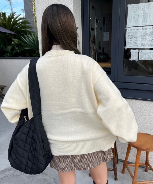 nemne store(ネンネストア)の「ジャガードフラワーニットプルオーバー(ニット/セーター・レディース・ネイビー/グリーン/アイボリー・フリー)」の7枚目の写真