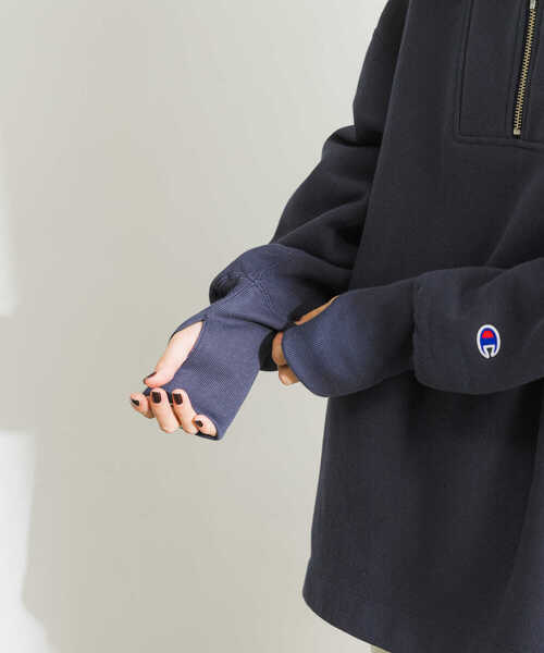 Champion(チャンピオン)の「『25周年別注』Champion×UR リバースウィーブハーフZIP SWEAT(その他トップス・レディース・ネイビー/オートミール/レッド系その他・FREE)」の10枚目の写真