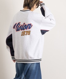 VISION STREET WEAR（ヴィジョンストリートウェア）の「【VISION STREET WEAR/ヴィジョンストリートウェア】袖切替リブラインスウェット/バックデザイン/ビッグシルエット/裏起毛（スウェット・メンズ）」
