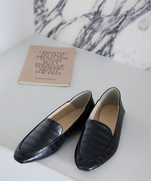 GLOBAL WORK（グローバルワーク）の「らくっション踏めるバブーシュ/172737（パンプス・レディース・ブラック/シルバー/アイボリー/ブラック系その他/ベージュ系その他/アニマル/グレイッシュベージュ/グレー系その他3/ホワイト系その他2/ホワイト系その他3/ゴールド/ベージュ・SMALL/MEDIUM/LARGE/X-LARGE）」の6枚目の写真