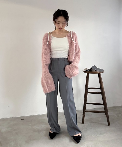 EPIMI E'PIMMY（エピミエピミー）の「カップ付きリボンキャミ（キャミソール・レディース・ブラック/オリーブ/ピンクベージュ/ベージュ/オフホワイト/オートミール・MEDIUM）」の20枚目の写真