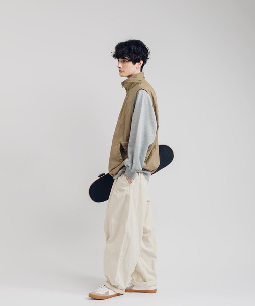 MUHET（ミュエータ）の「ナイロンベスト（ベスト・レディース・ブラック/ベージュ/ライトグレー・MEDIUM/X-LARGE）」の21枚目の写真