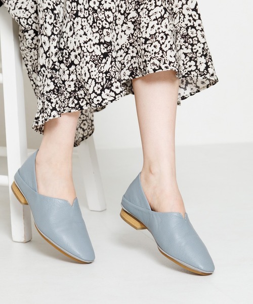 未使用級　美品　卑弥呼　ウォーターマッサージ　ソフトフラット　シューズ　ベージュ water massage（ウォーターマッサージ）の「【water massage