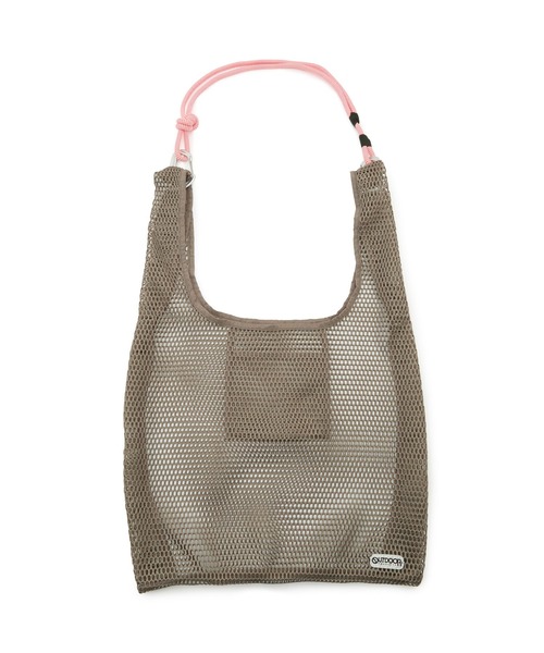 OUTDOOR PRODUCTS(アウトドアプロダクツ)の「【WEB限定】【OUTDOOR PRODUCTS for SALON】Mesh 3WAY tote(トートバッグ・レディース・ブラウン/ベージュ・FREE)」の11枚目の写真