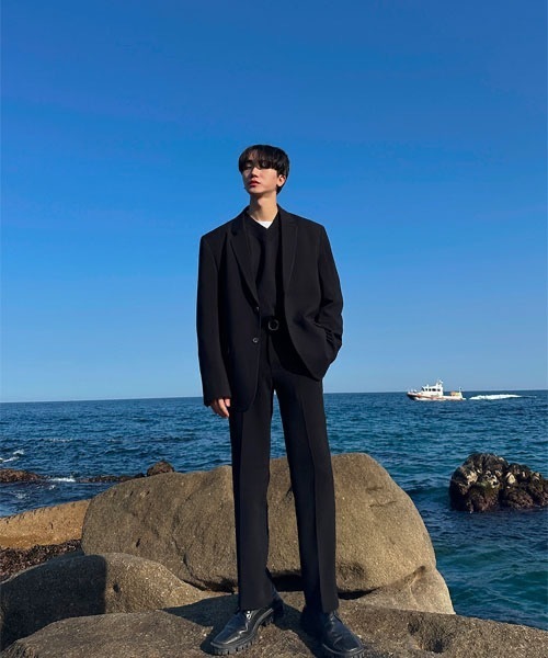 ASCLO(エジュクロ)の「ASCLO 12G Over V Neck Knit(ニット/セーター・メンズ・ブラック/グレー/アイボリー・FREE)」の14枚目の写真
