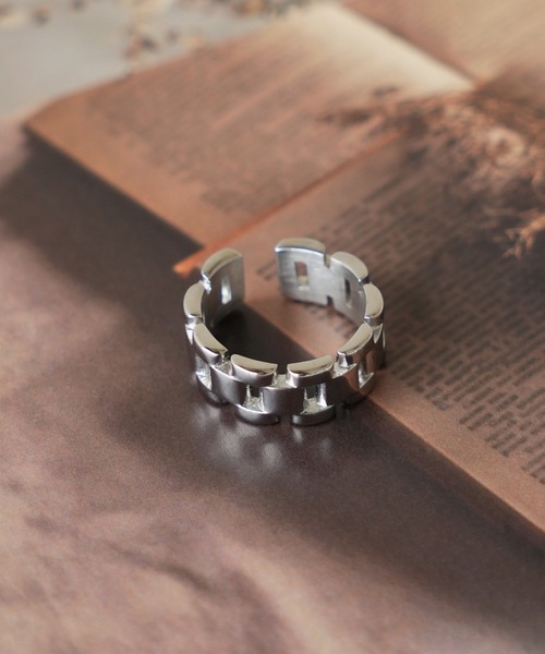 IAMUSE（アイアミューズ）の「金属アレルギー対応　ワイドチェーンリング S0994【IAMUSE】（リング・レディース・シルバー/ゴールド・FREE）」の11枚目の写真