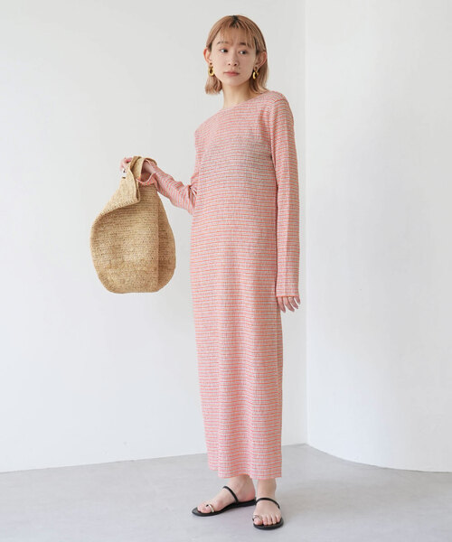 SLOBE citron.（スローブシトロン）の「SLOBE citron. シャーリングボーダーワンピース（ワンピース・レディース・ライトグリーン/オレンジ・FREE）」の6枚目の写真