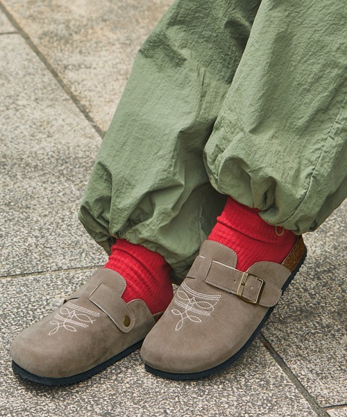 MONO-MART LADY'S(モノマートレディース)の「コンフォートサンダルフラワーステッチサンダル(サンダル・レディース・キャメル/グレイッシュベージュ/ブラック・S/M/L/LL)」の18枚目の写真