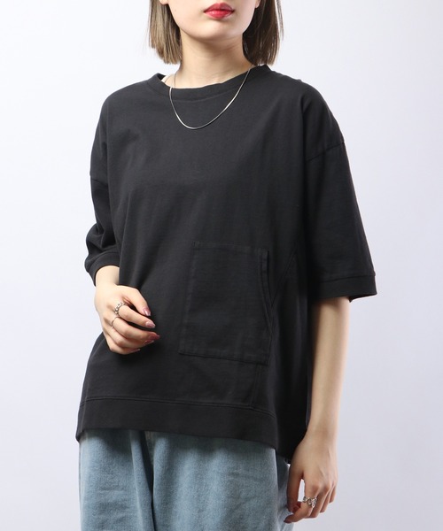 Arinomama（アリノママ）の「Arinomama 20sピグメント天竺デザインポケットTシャツ（Tシャツ/カットソー・レディース・スミクロ/レッド/パープル/グリーン・FREE）」の2枚目の写真