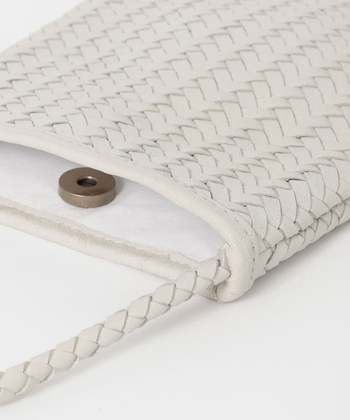 URBAN RESEARCH DOORS（アーバンリサーチドアーズ）の「レザーメッシュショルダーバッグ（ショルダーバッグ・レディース・ブラック/ブラック系その他/ホワイト・-）」の12枚目の写真