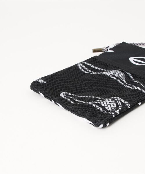 カヤ（カヤ）の「【カヤ】小紋雅話 サコッシュ（ショルダーバッグ・レディース・ネイビー/グリーン/ピンク/ブラック/ブルー・FREE）」の7枚目の写真