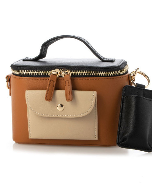 cache cache（カシュ カシュ）の「カシュカシュ cachecache / バニティ型2wayミニショルダー（ショルダーバッグ・レディース・ベージュ系その他/ブラック/キャメル・FREE）」の6枚目の写真