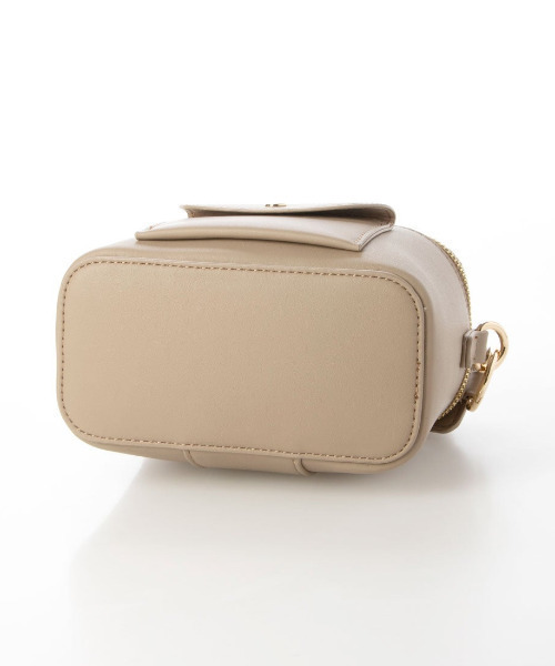 cache cache（カシュ カシュ）の「カシュカシュ cachecache / バニティ型2wayミニショルダー（ショルダーバッグ・レディース・ベージュ系その他/ブラック/キャメル・FREE）」の15枚目の写真