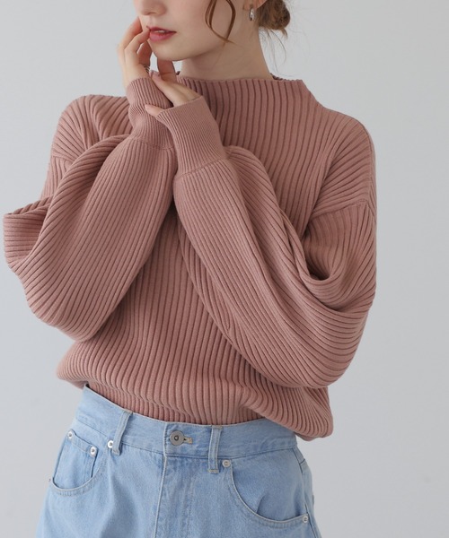 frames RAY CASSIN（フレームスレイカズン）の「18色展開/もちっとふんわり触感の、王道モテニット。ボトルネックボリュームスリーブリブニットプルオーバー（ニット/セーター・レディース・ピンク/オフホワイト/レッド/ネイビー/ブラック/オレンジ/ブルー/グリーン/モスグリーン/ブルー系/グレイッシュベージュ/イエロー×グリーン/グリーン系/ブラック系/ピンク系その他/イエロー/ラベンダー/ワインレッド・FREE）」の18枚目の写真