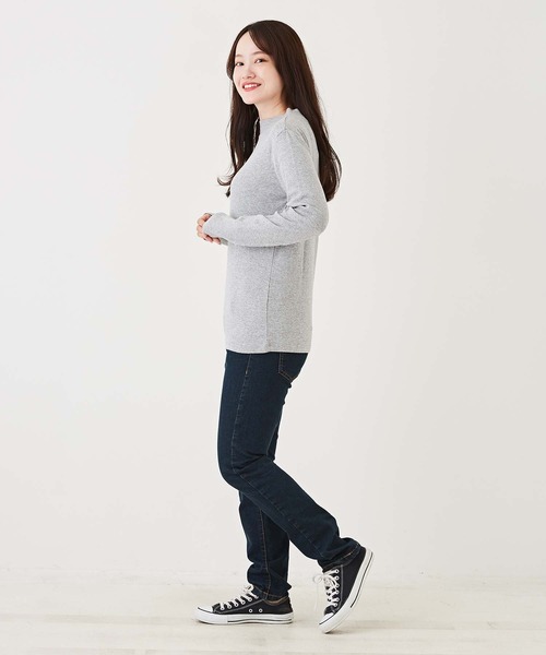 CUBE SUGAR（キューブシュガー）の「ショートスラブフライス無地長袖ハイネックインナー（Tシャツ/カットソー・レディース・グリーン/イエロー/ブルー/ブラック/トップグレー/ホワイト/オレンジ・M）」の18枚目の写真