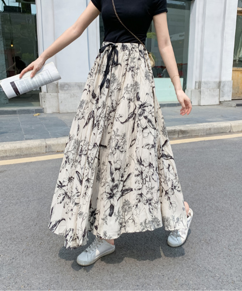 ISSEY MIYAKE 幾何学模様 プリーツロングスカート 中古・古着通販】ISSEY MIYAKE (イッセイミヤケ) プリーツ加工