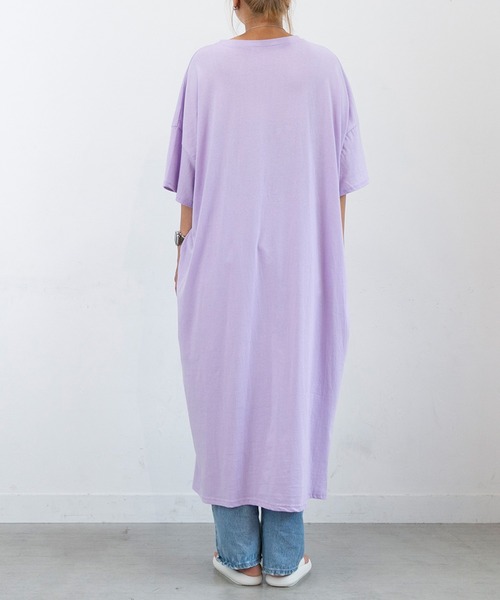 PICHI（ピイチ）の「サイドスリットオーバーサイズワンピ（ワンピース・レディース・ホワイト/ラベンダー/ブラック・FREE）」の9枚目の写真
