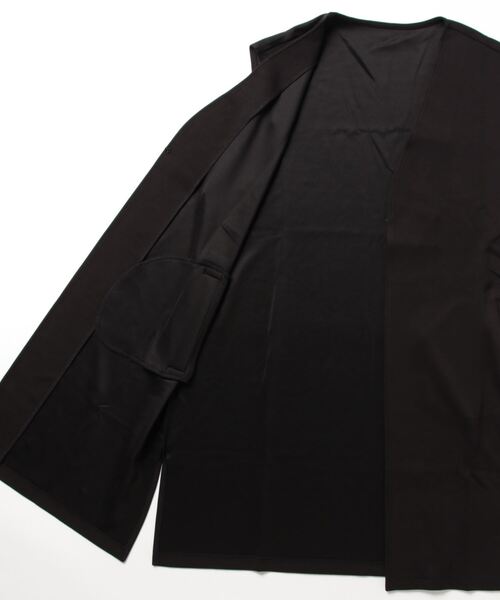 BELLUNA（ベルーナ）の「パールビーズ使いロングジレ（スーツジャケット・レディース・ブラック/ブルー/ベージュ・LARGE/X-LARGE/MEDIUM）」の16枚目の写真