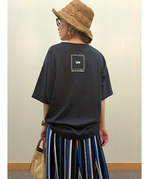 Lee(リー)の「【Lee】バックスクエアロゴTシャツ(Tシャツ/カットソー・レディース・ダークグレー・L/M)」の16枚目の写真