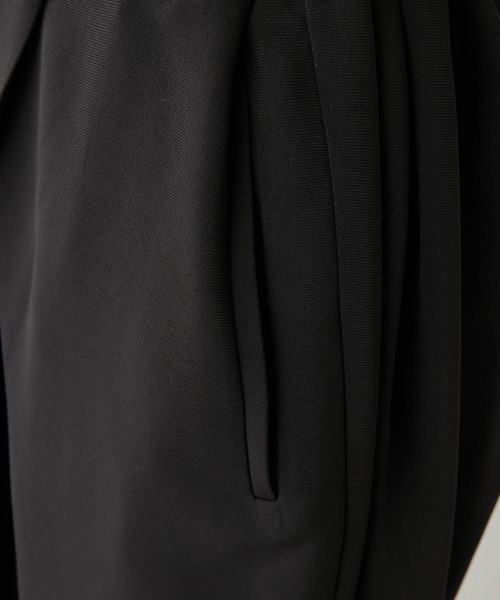 ear PAPILLONNER(イアパピヨネ)の「フロントタックパンツ【SUM1 STYLE(スミ スタイル)】(スラックス・レディース・ブラック・ONE SIZE)」の10枚目の写真